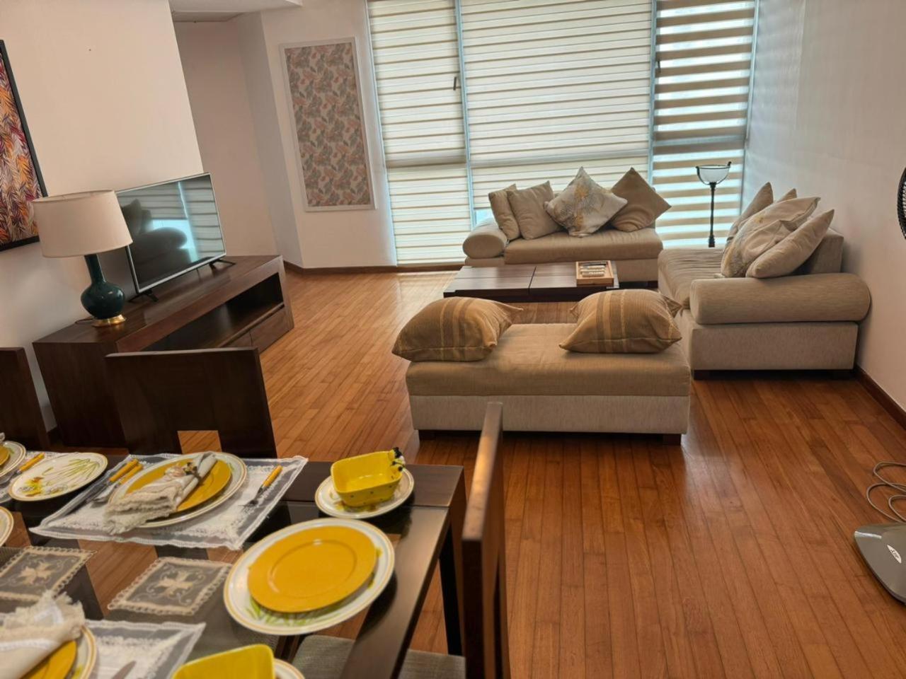 Luxury Sea View 2bedroom In 3 Colombo